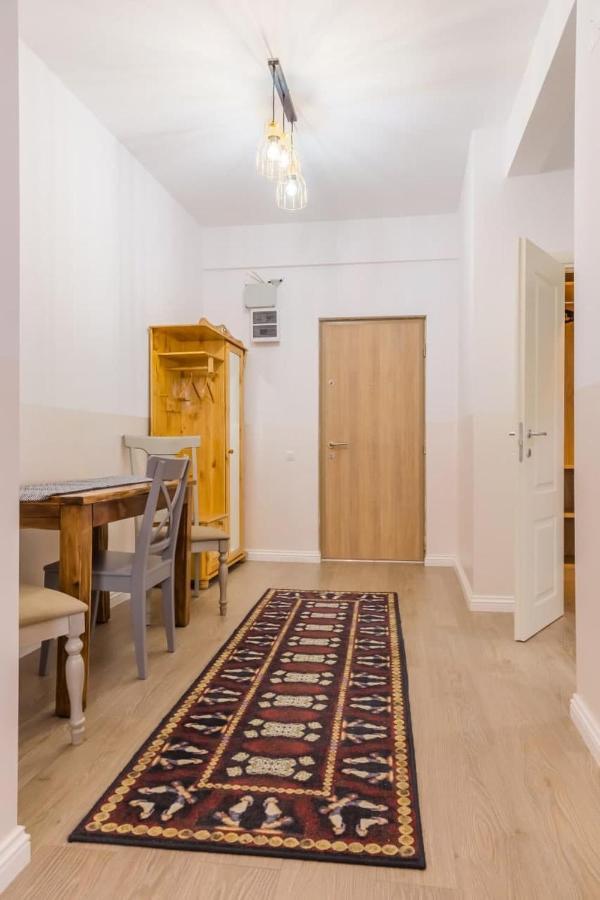 Inova Central Apartment Bucarest Esterno foto